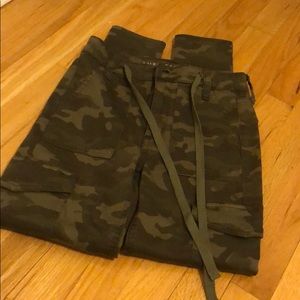 American Eagle Camo Pants